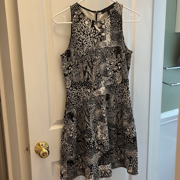 BCBG MaxAzaria Dress XS - Picture 5 of 9